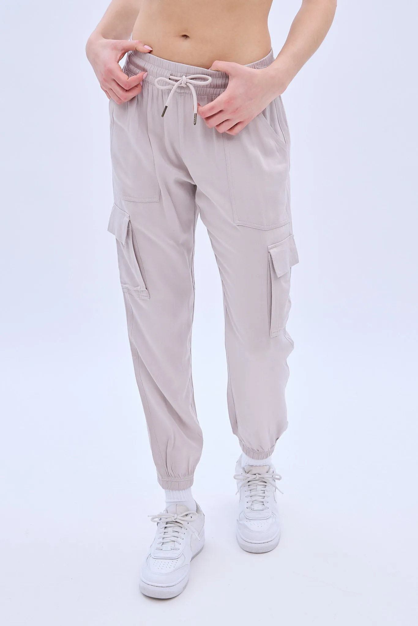 Low Rise Relaxed Cargo Jogger