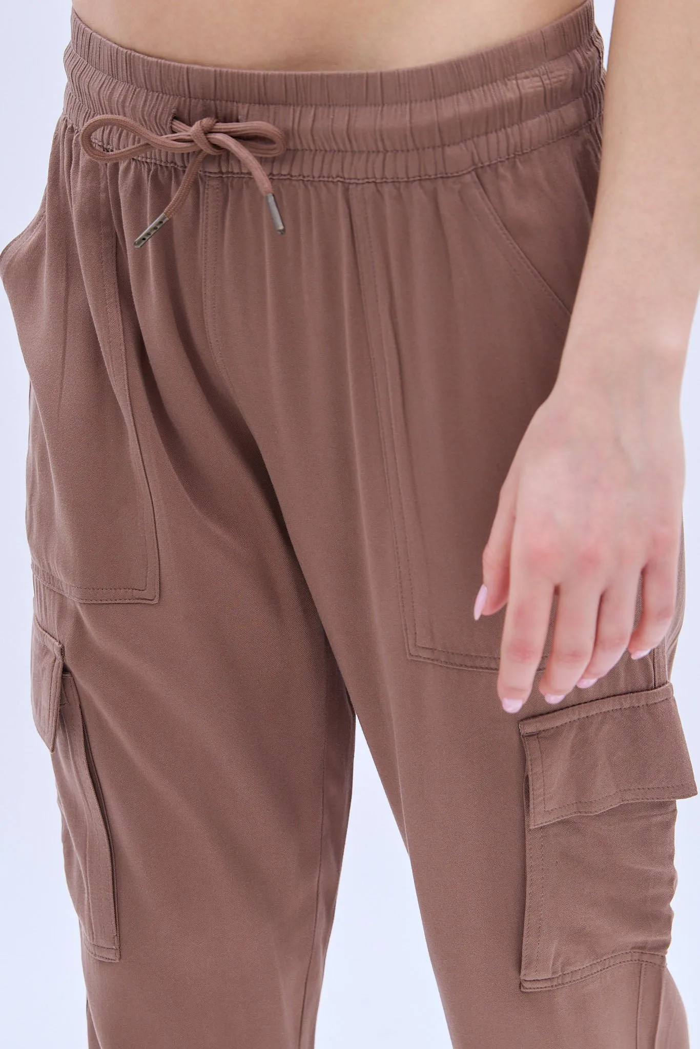 Low Rise Relaxed Cargo Jogger