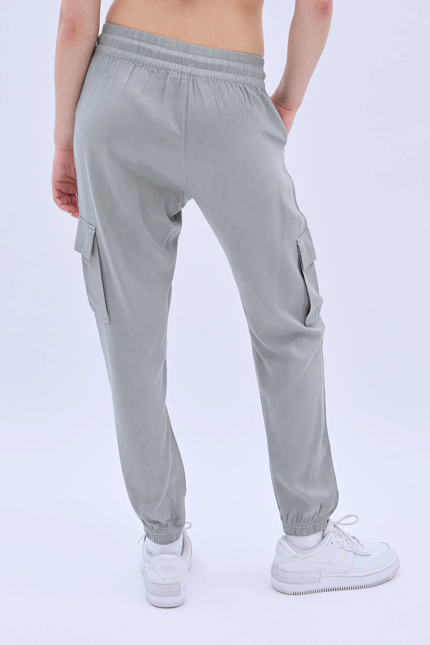 Low Rise Relaxed Cargo Jogger