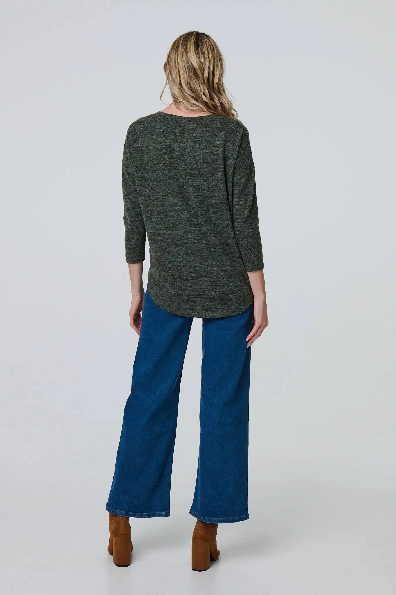 Relaxed Boat Neck 3/4 Sleeve Top